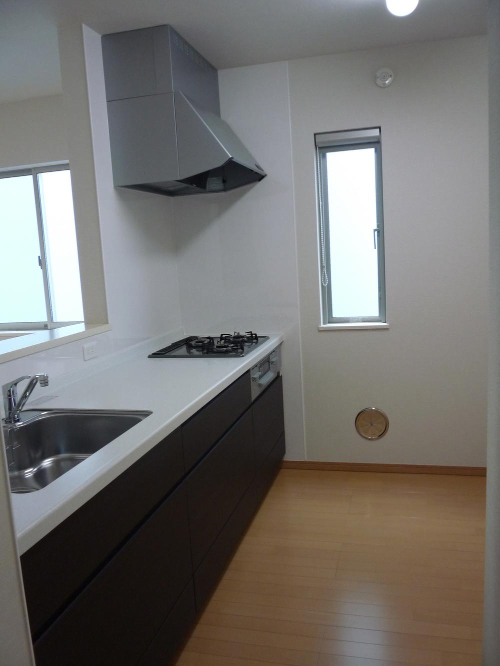 Same specifications photo (kitchen). Kitchen of the same specification