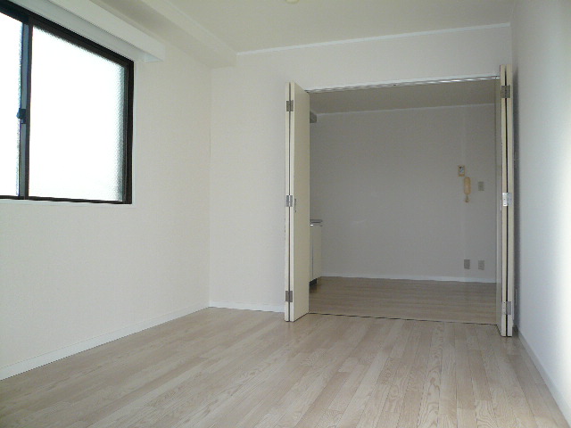 Other room space