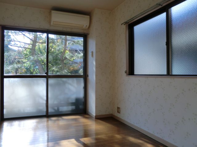 Living and room