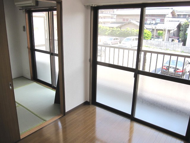 Living and room