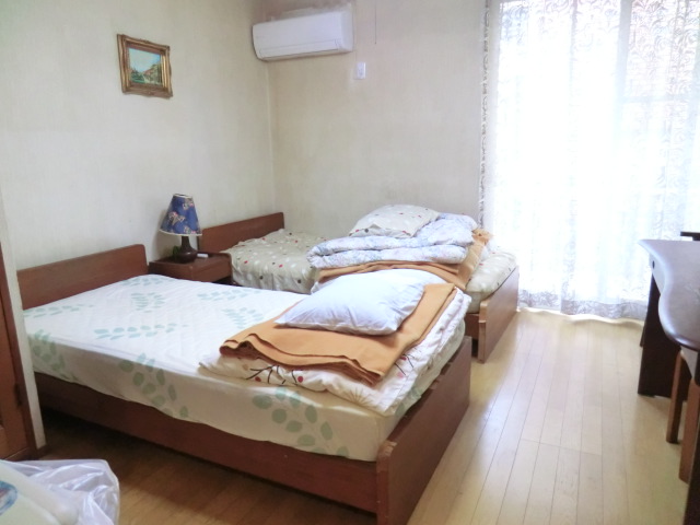 Living and room
