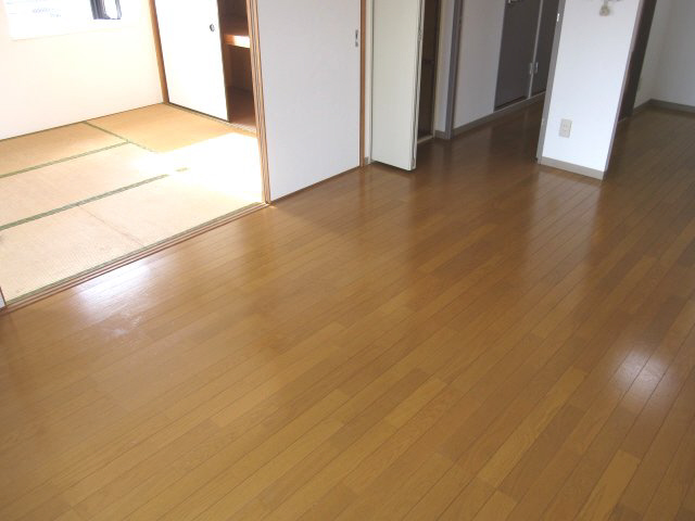 Living and room