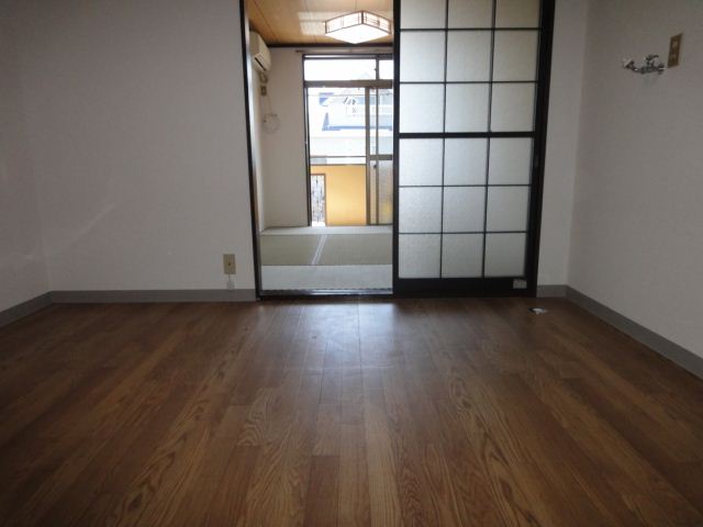 Living and room