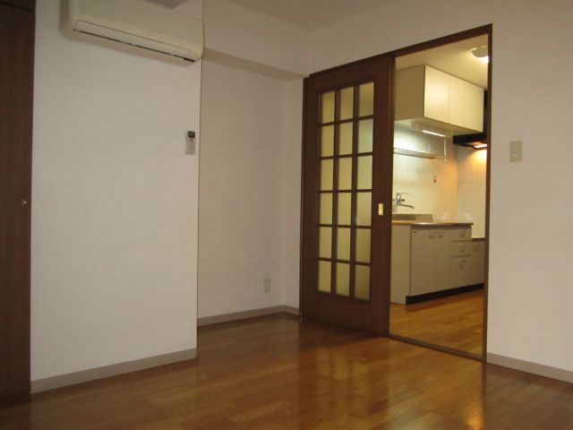 Living and room