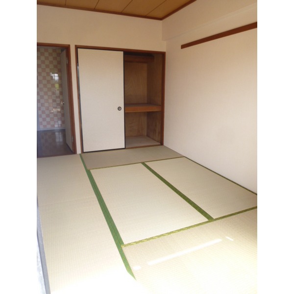 Other room space