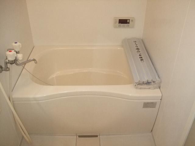 Bath. Bathroom