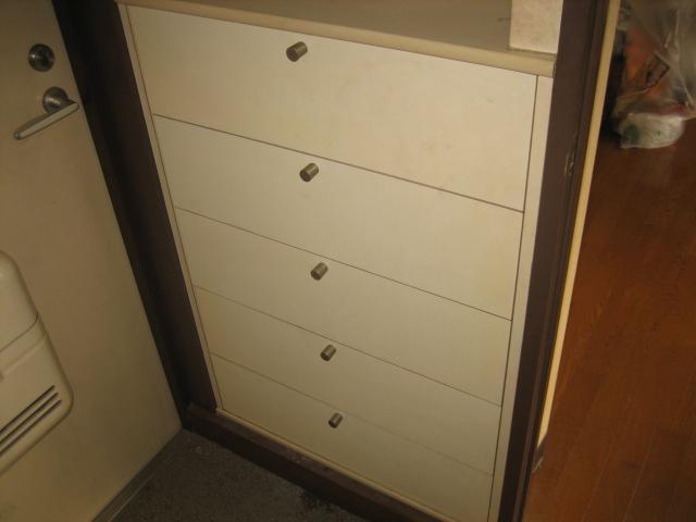 Entrance. Cupboard