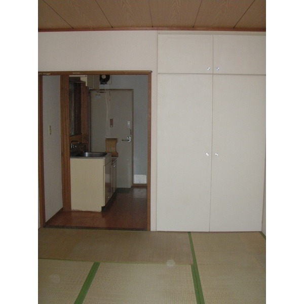 Living and room