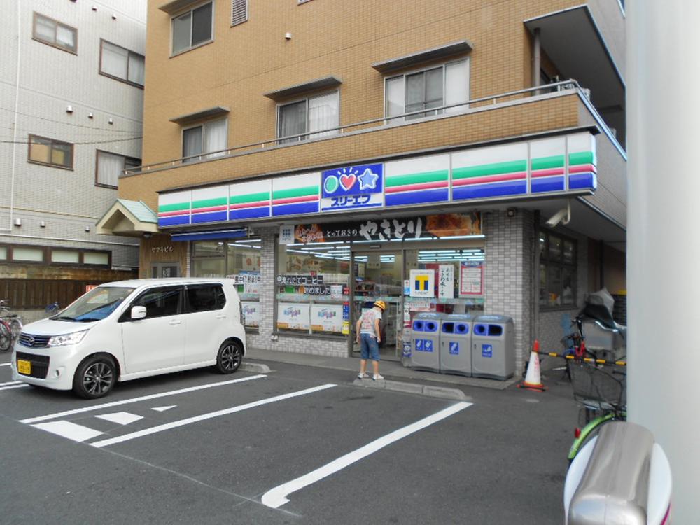 Convenience store. Three F until Koiwa shop 310m