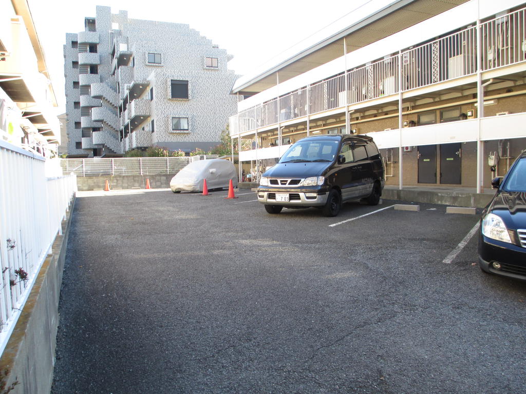 Parking lot