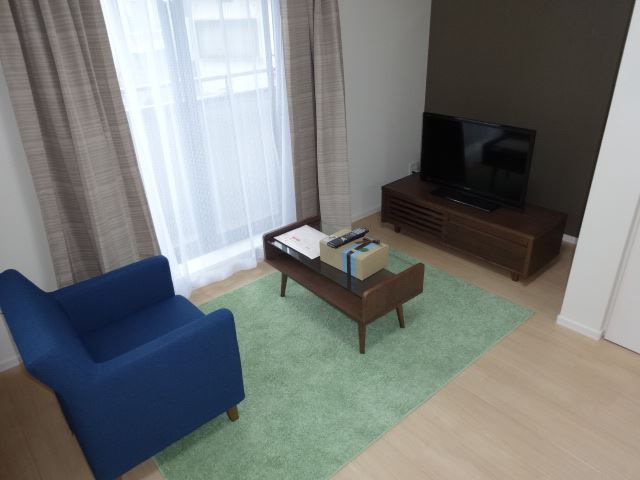 Living and room