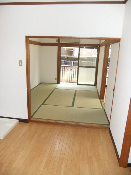 Living and room