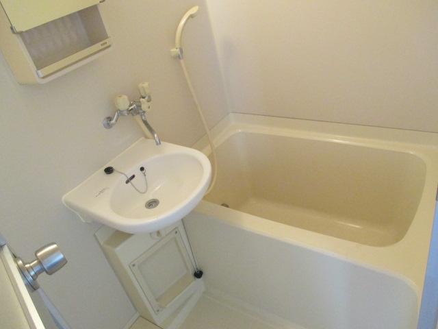 Bath. Bathroom (the same type)