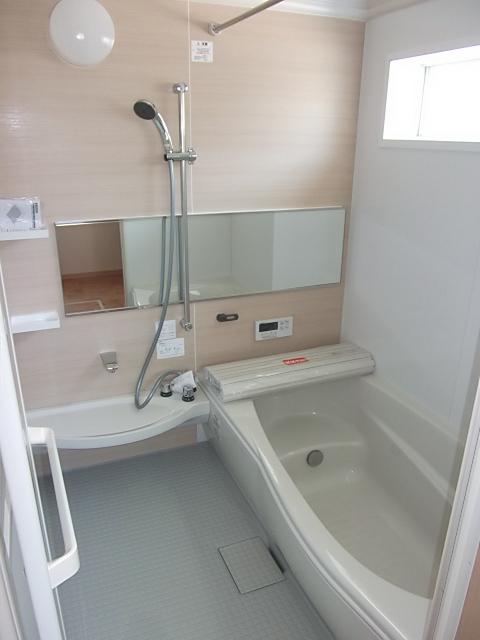 Same specifications photo (bathroom). (1 Building) same specification