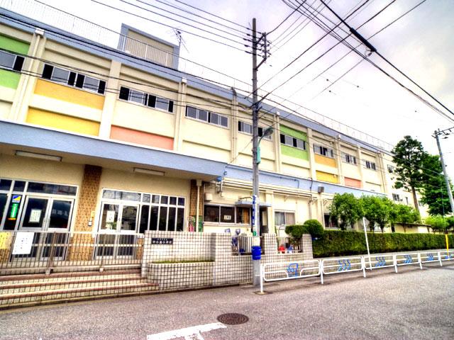 Primary school. 400m to Edogawa Tatsunaka Koiwa Elementary School
