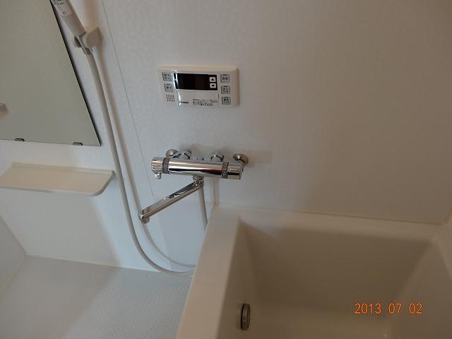 Bathroom. Indoor (July 2013) Shooting Add cooking function with