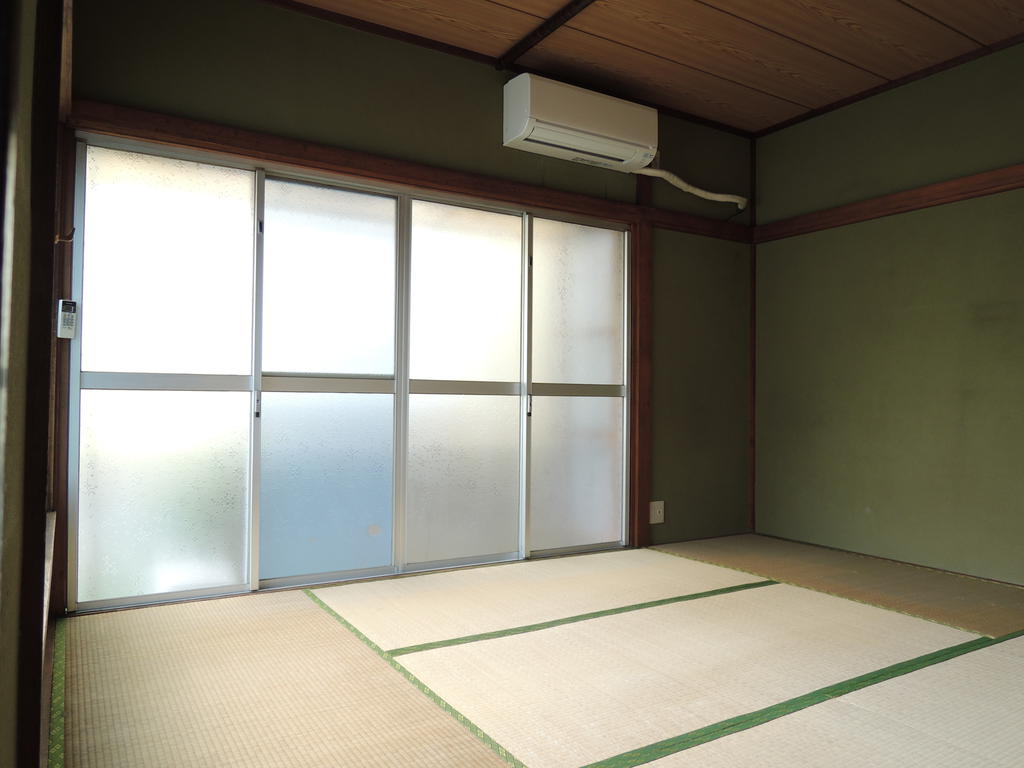 Living and room