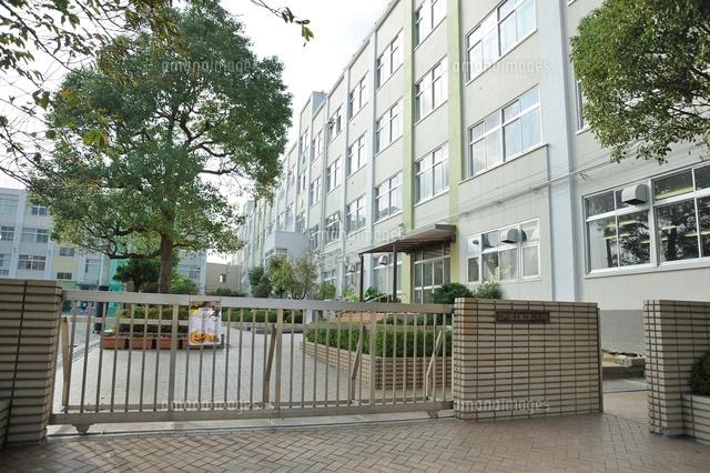 Junior high school. 773m to Edogawa Ward Mizue second junior high school