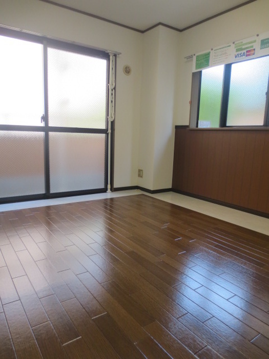 Living and room