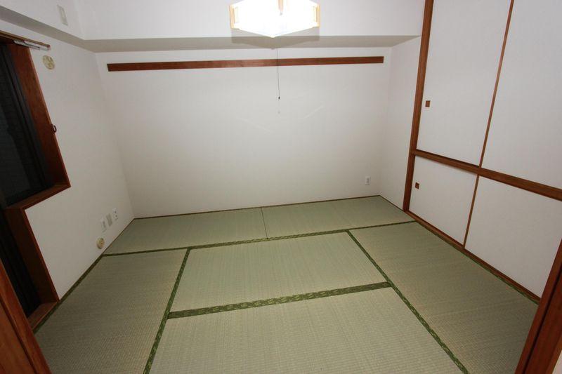 Non-living room. About 6 Pledge of Japanese-style room