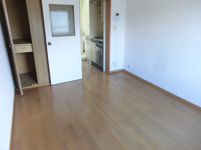 Living and room