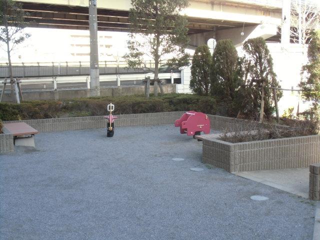 Other. There is a park to be a place of relaxation on site.