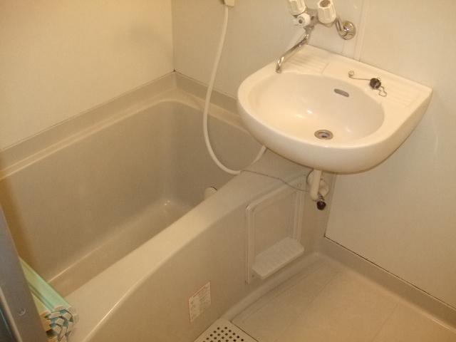 Bath. Bathroom