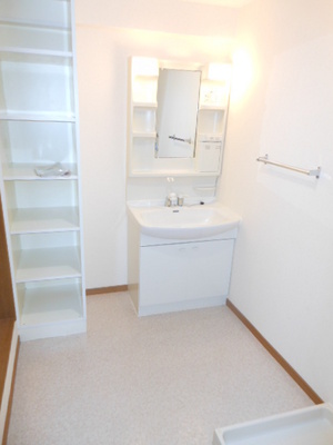 Washroom. Washroom