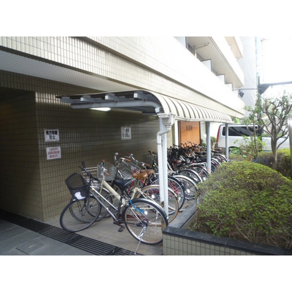 Parking lot