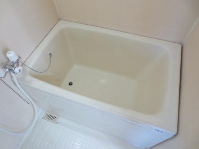 Bath. Bathroom