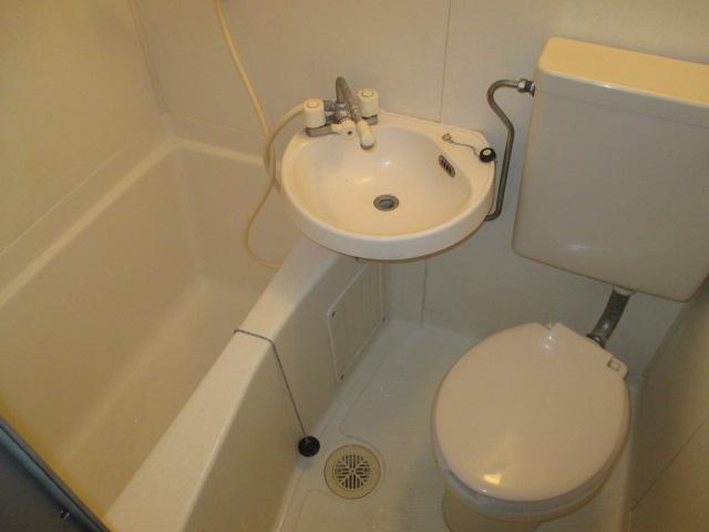 Bath. Bathroom