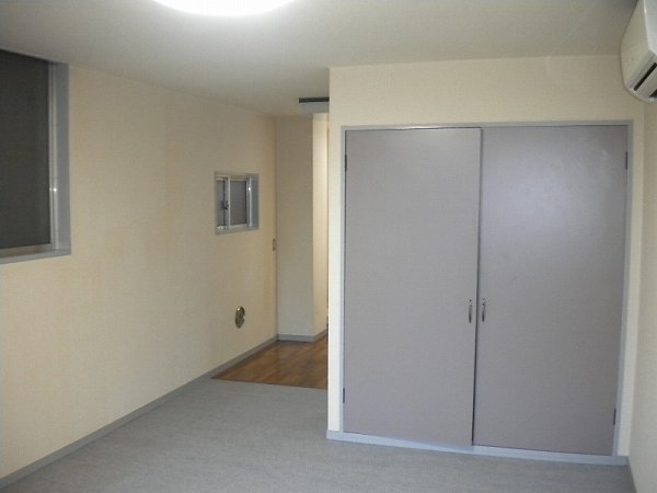 Other room space