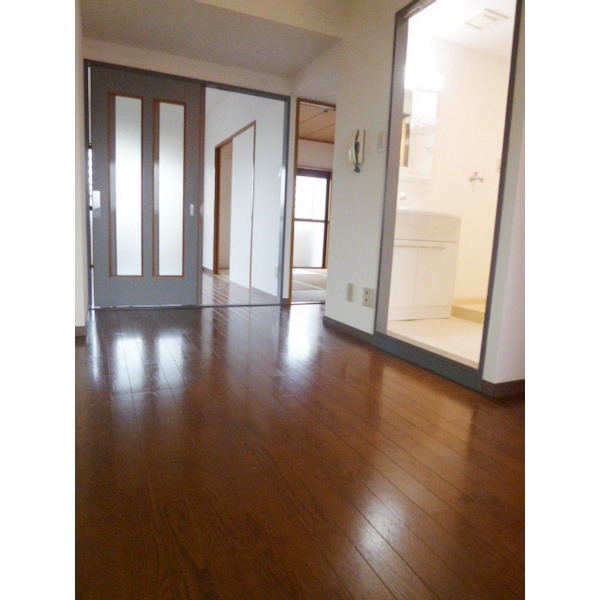 Living and room