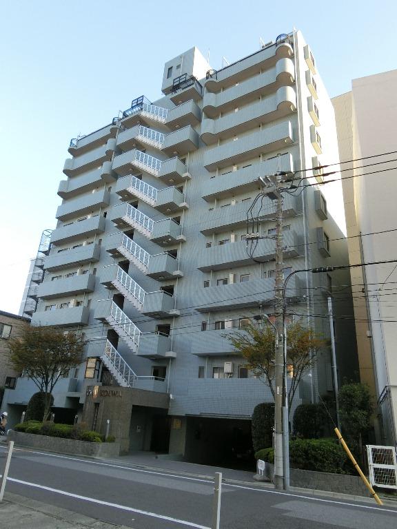 Local appearance photo. Local (11 May 2013) Shooting