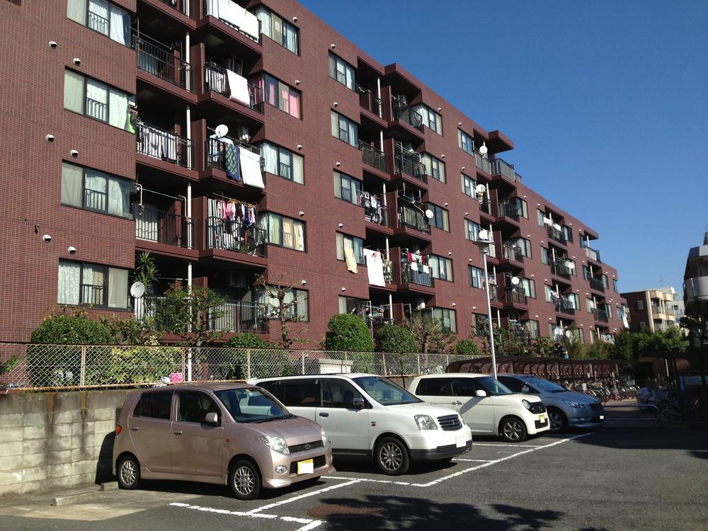 Local appearance photo