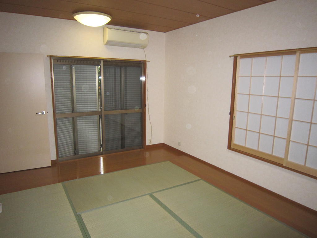 Other room space