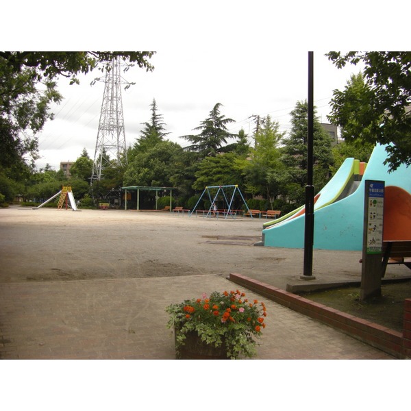 park. Ukita East Park until the (park) 491m