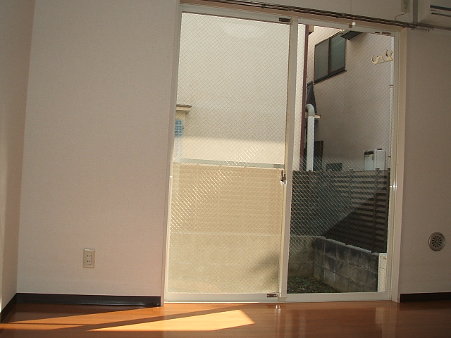 Living and room