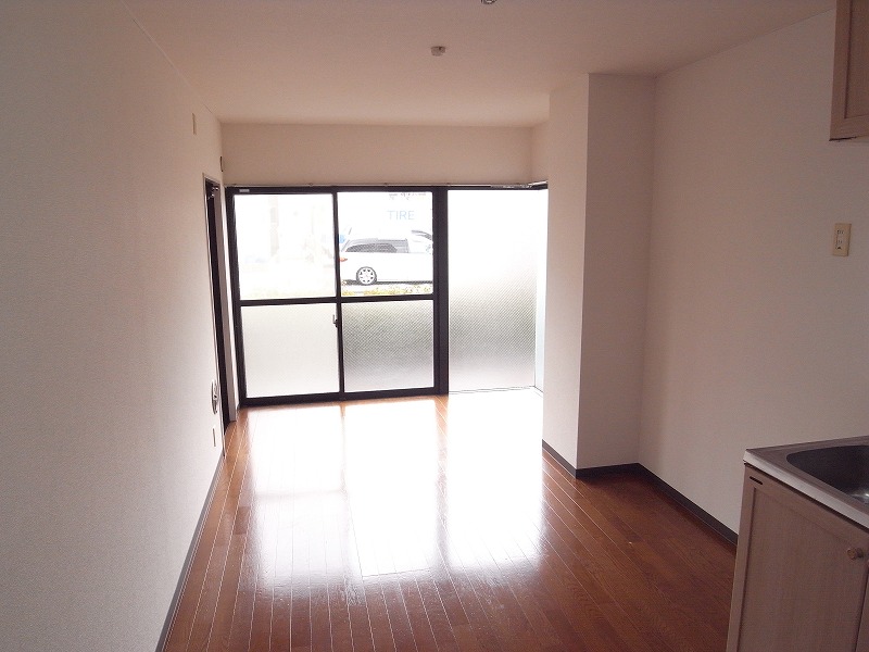 Living and room