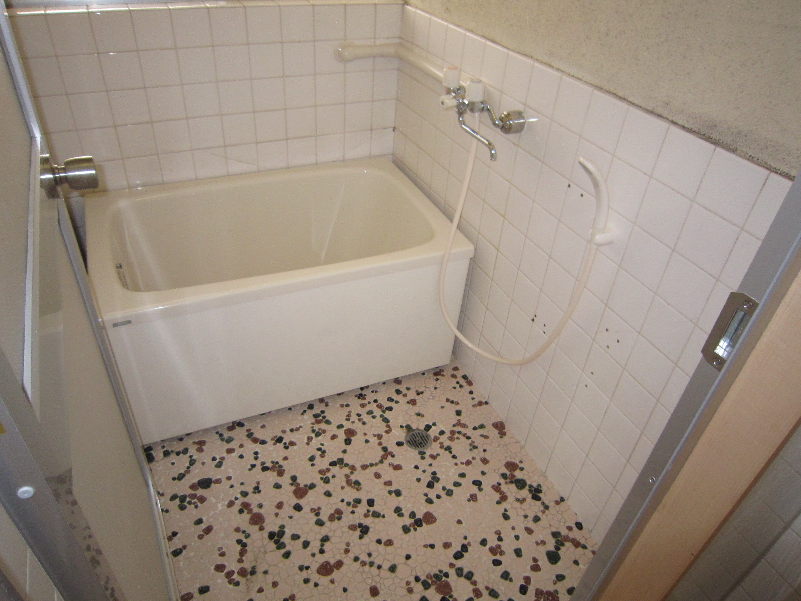 Bath. New tub