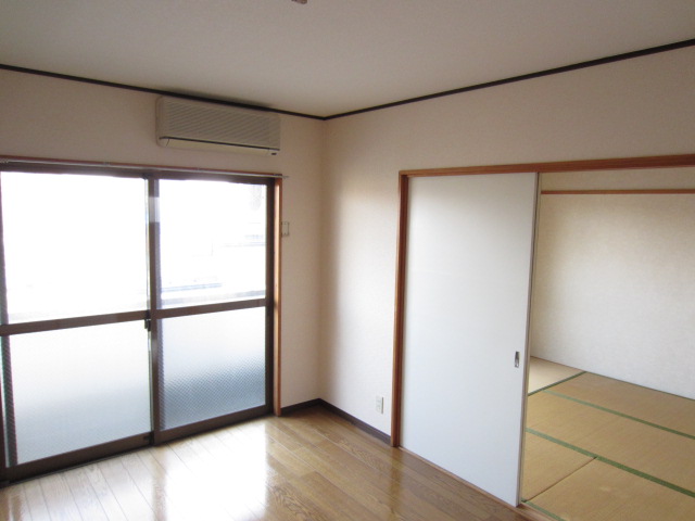 Living and room