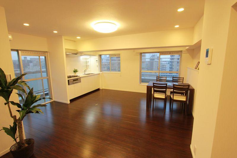 Living. Living 14.1 Pledge