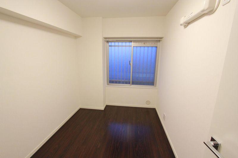 Non-living room. Western-style 2 4.0 Pledge