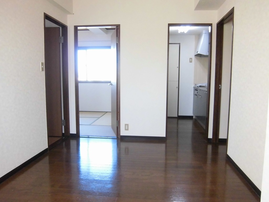 Living and room