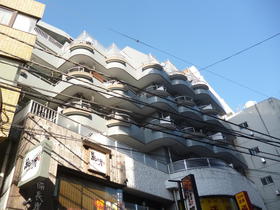Shopping centre