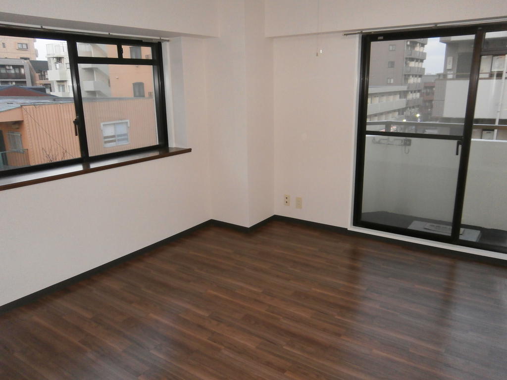 Living and room