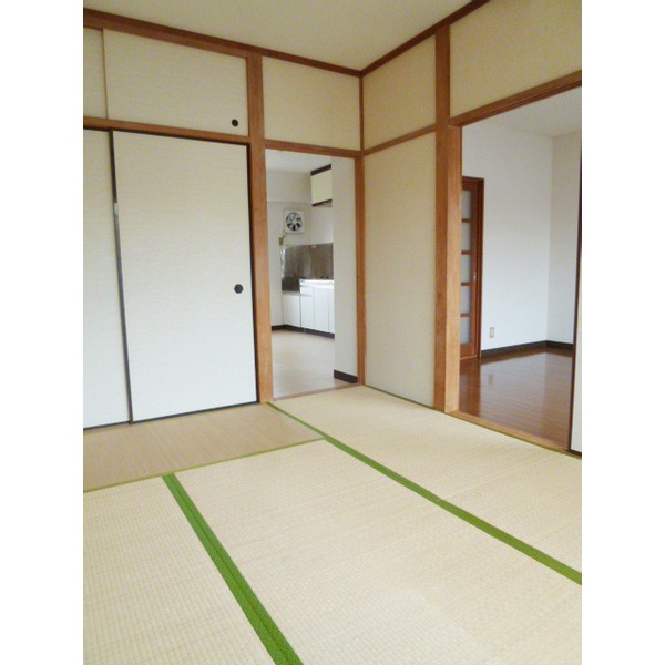 Living and room