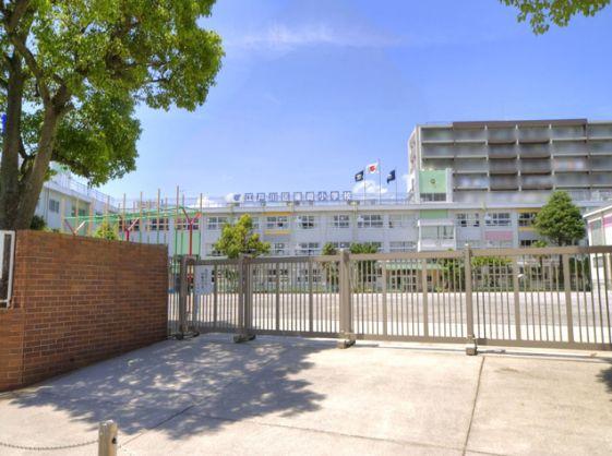 Primary school. Shinozaki until elementary school 620m