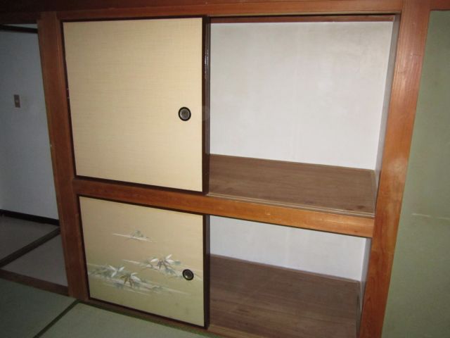 Receipt. Armoire