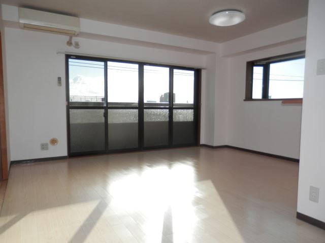 Other room space